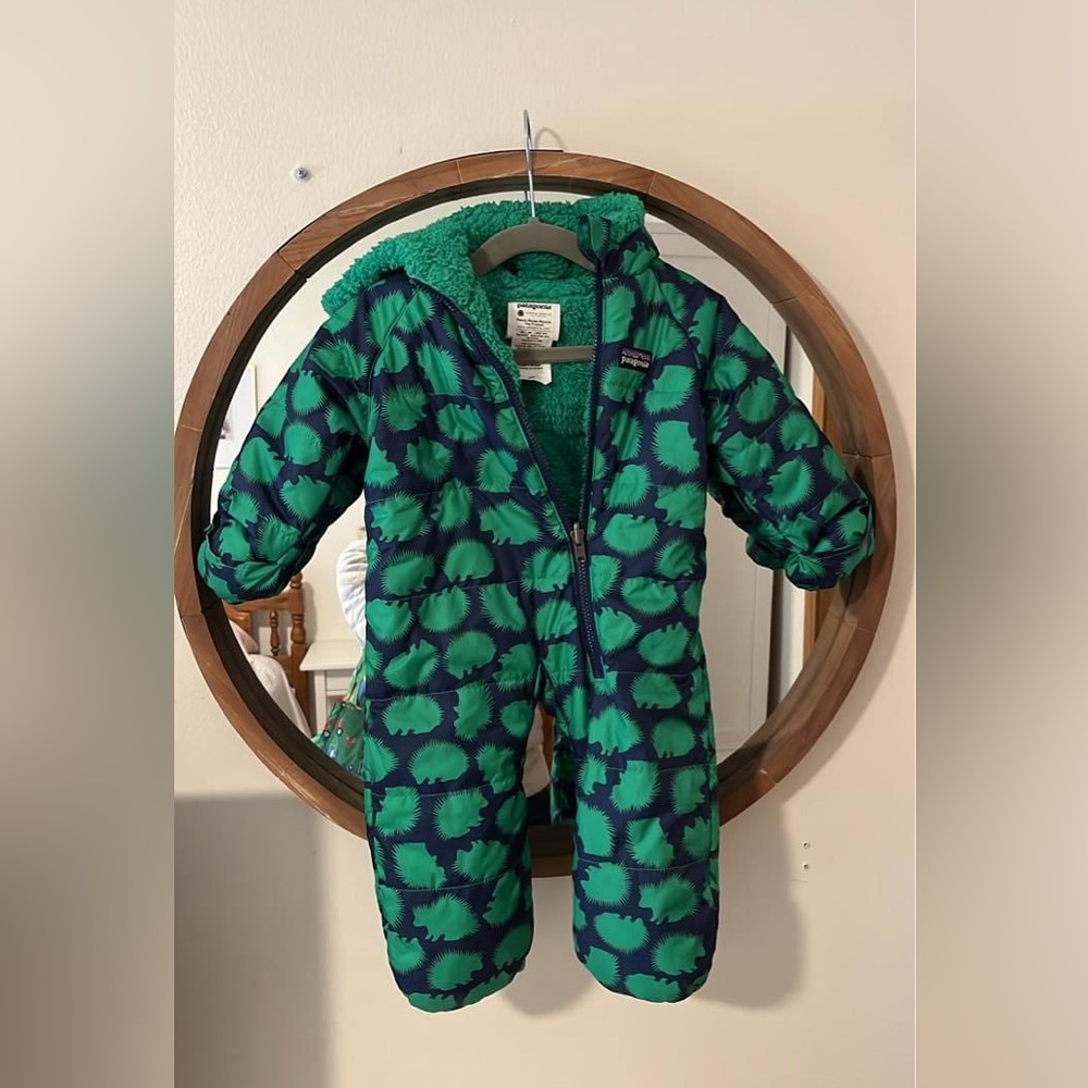 Patagonia baby bunting snow suit